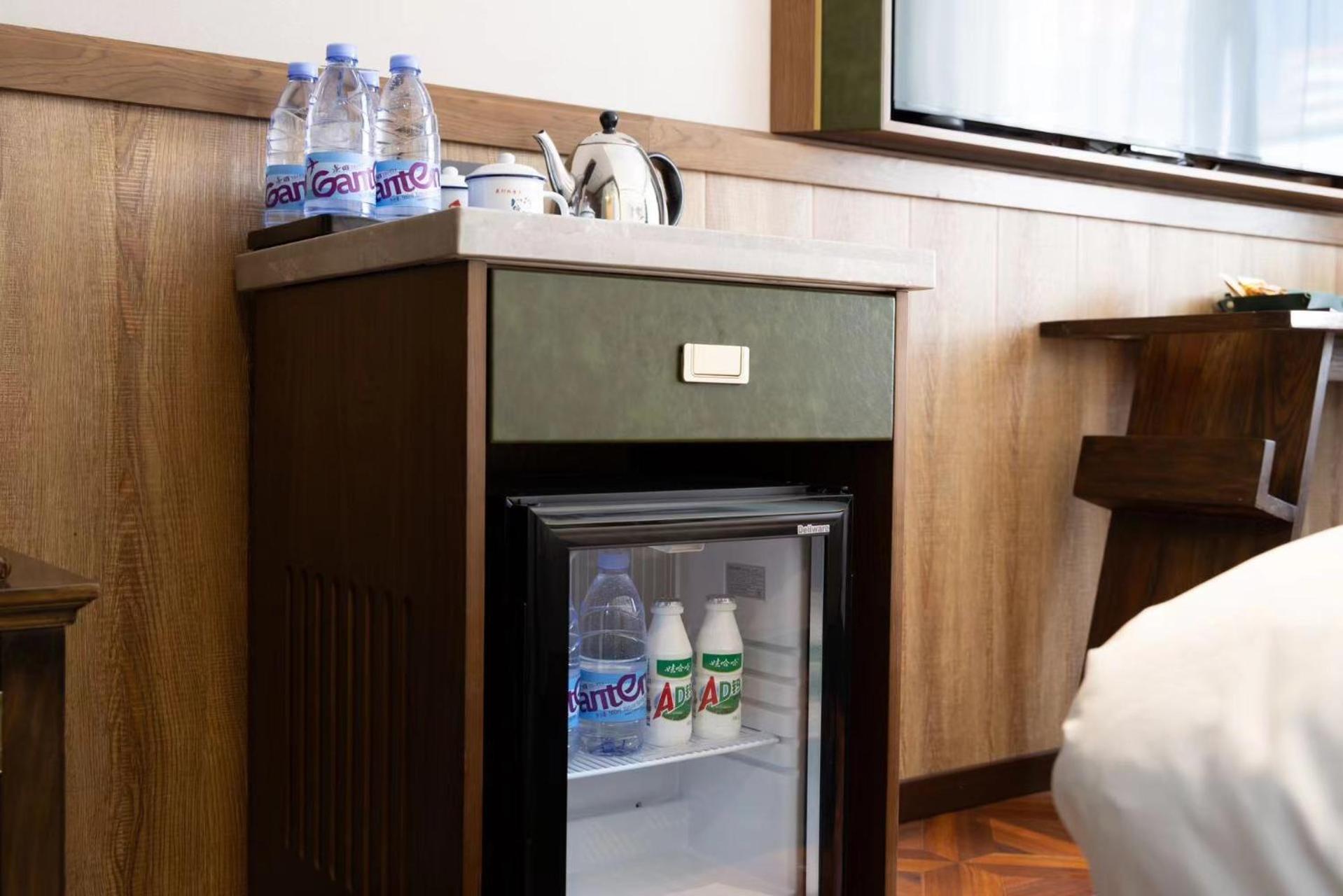 Nost Algia Hotel Near Beijing Panjiayuan Antique Market- Beijing Happy Valley, Cbd, China Zun And Sanlitun, Tian'Anmen Square, Free Ice Cream, Mineral Water, Coffee, Snacks And Laundry Service, Free Gymnastic, English Communication Well Eksteriør billede