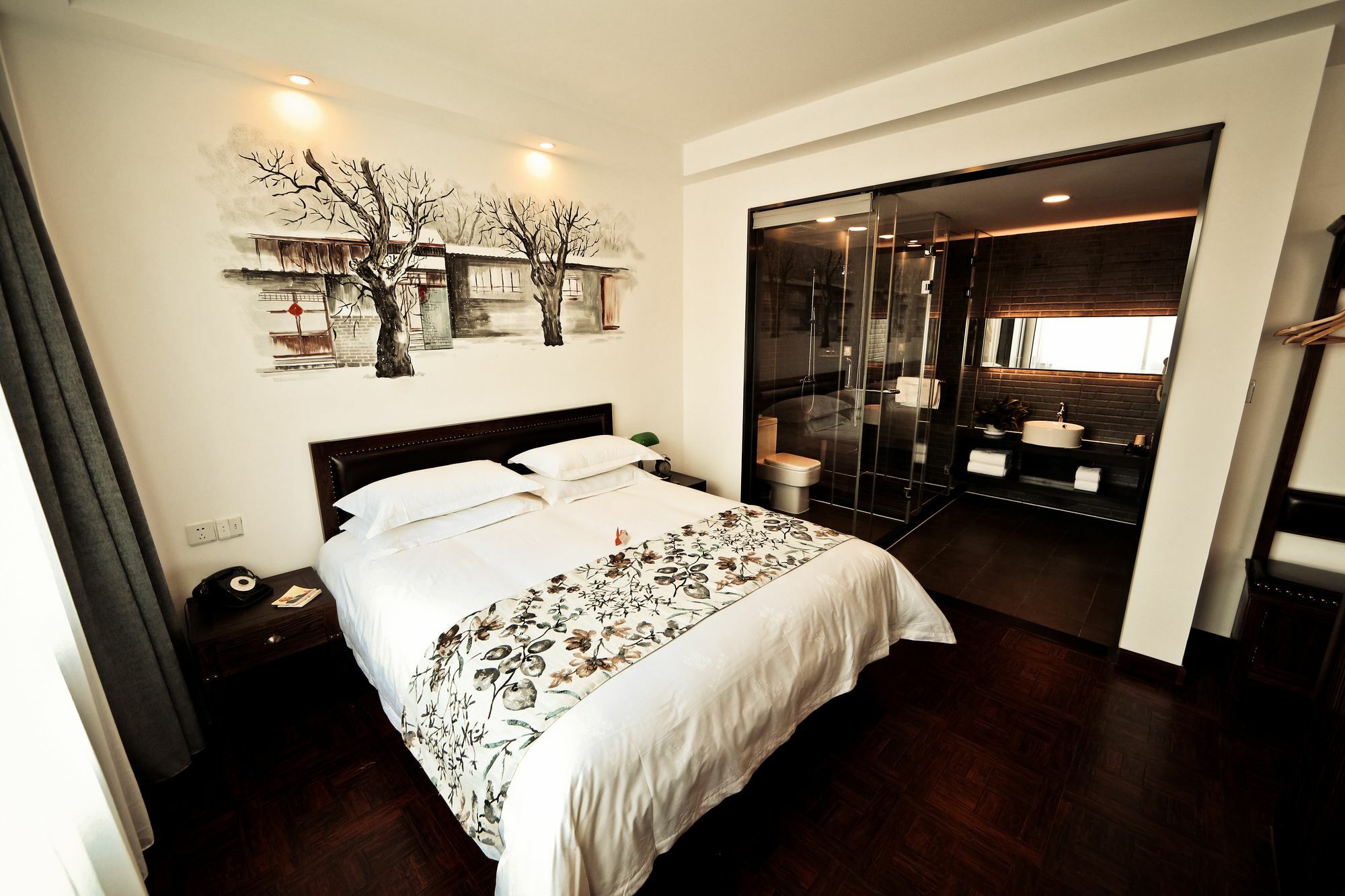 Nost Algia Hotel Near Beijing Panjiayuan Antique Market- Beijing Happy Valley, Cbd, China Zun And Sanlitun, Tian'Anmen Square, Free Ice Cream, Mineral Water, Coffee, Snacks And Laundry Service, Free Gymnastic, English Communication Well Eksteriør billede