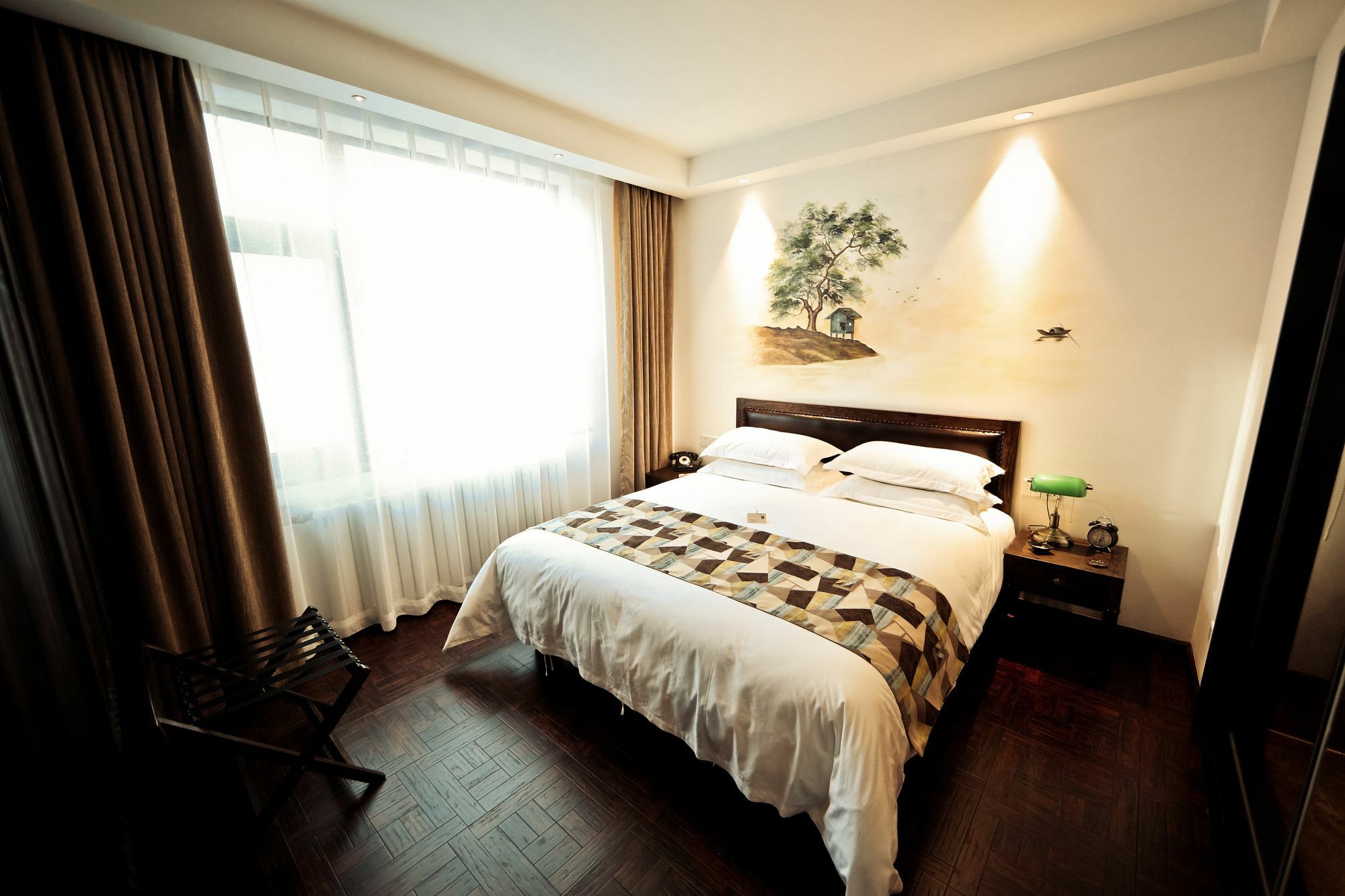 Nost Algia Hotel Near Beijing Panjiayuan Antique Market- Beijing Happy Valley, Cbd, China Zun And Sanlitun, Tian'Anmen Square, Free Ice Cream, Mineral Water, Coffee, Snacks And Laundry Service, Free Gymnastic, English Communication Well Eksteriør billede